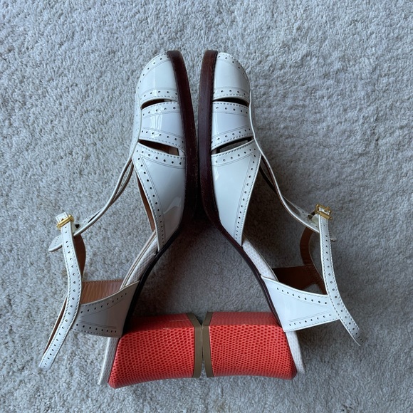 Fendi White Cut-Out Patent Leather And Orange Lizard Block Heel Peep Toe - Picture 3 of 8
